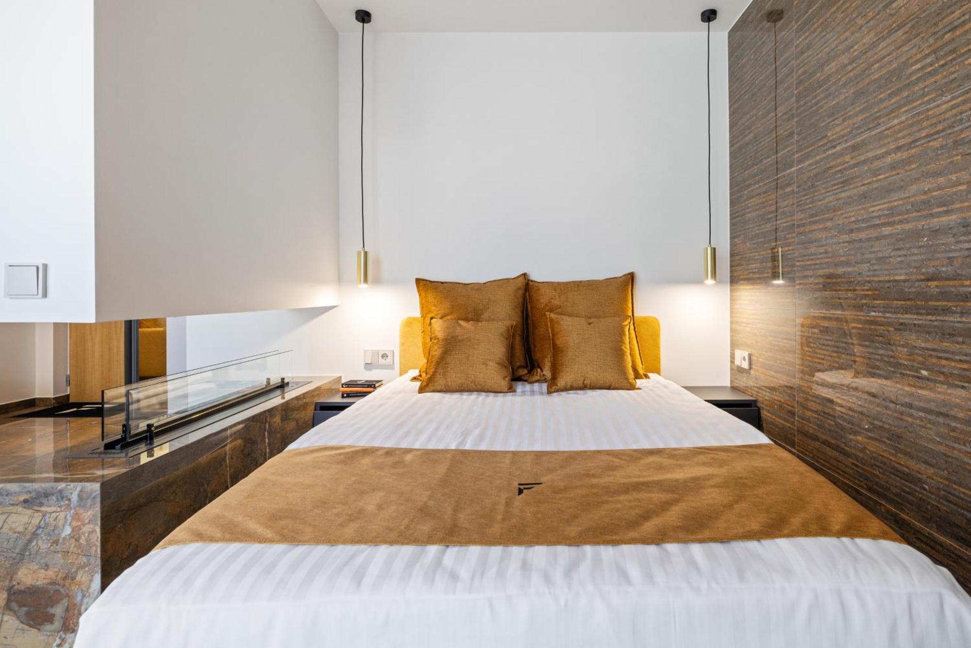 F-apartments - Center With Fireplace, Contactless Appartamento