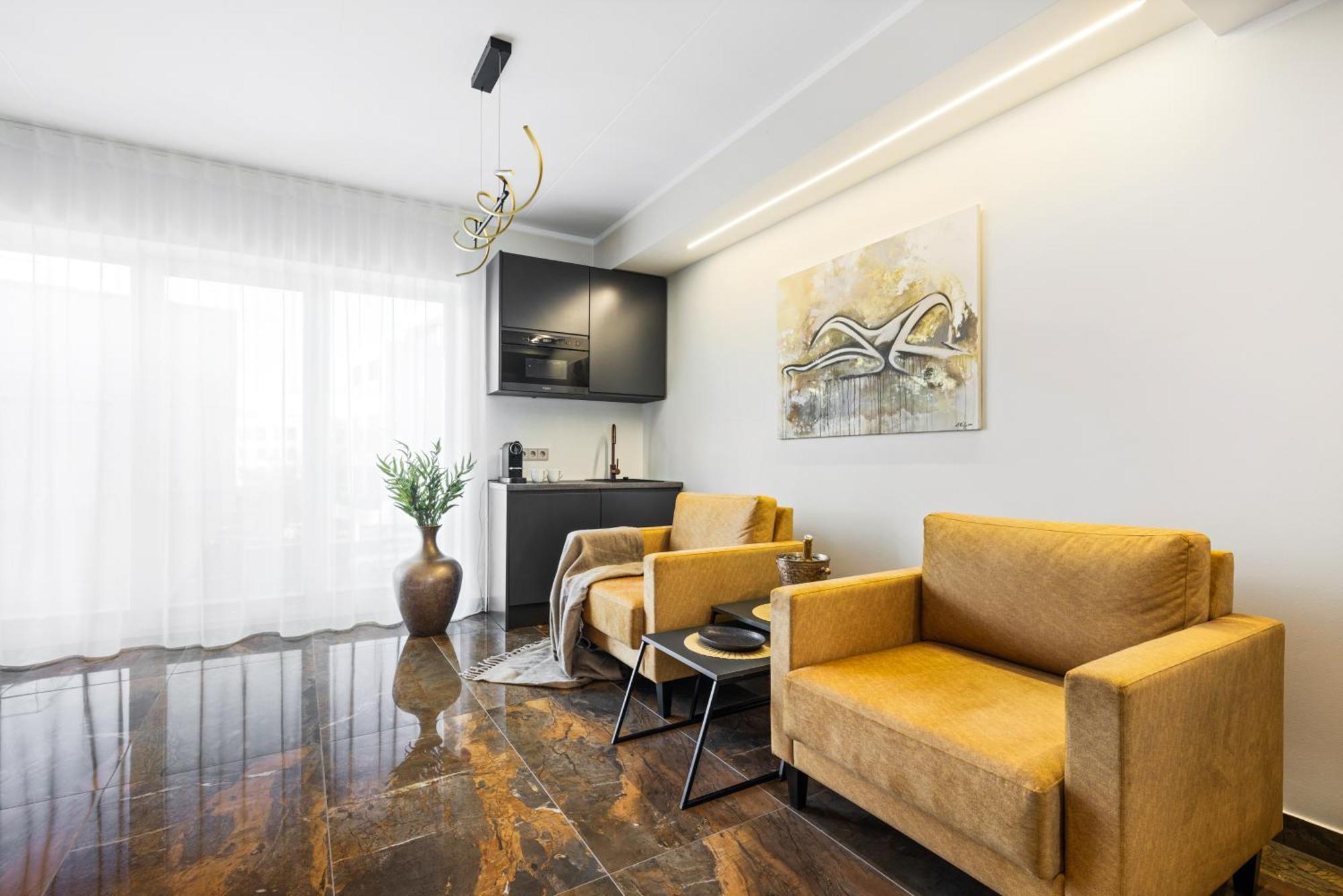 Appartamento F-apartments - Center With Fireplace, Contactless